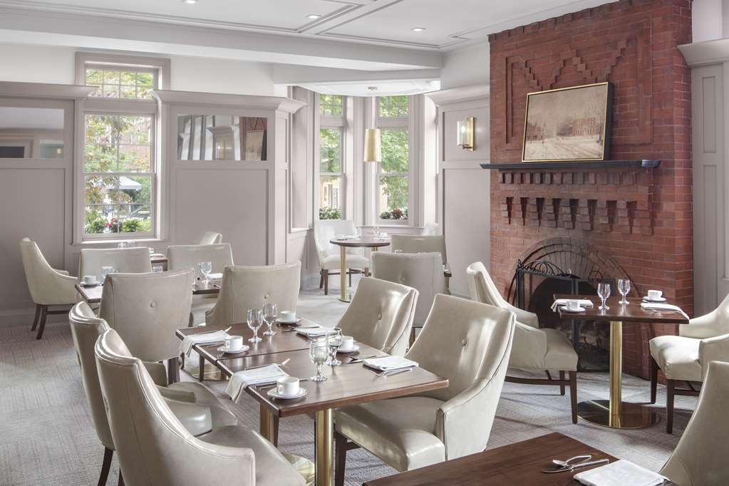 Portland Regency Hotel & Spa Restoran gambar